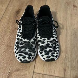 NWT women’s Athletic Works sneakers